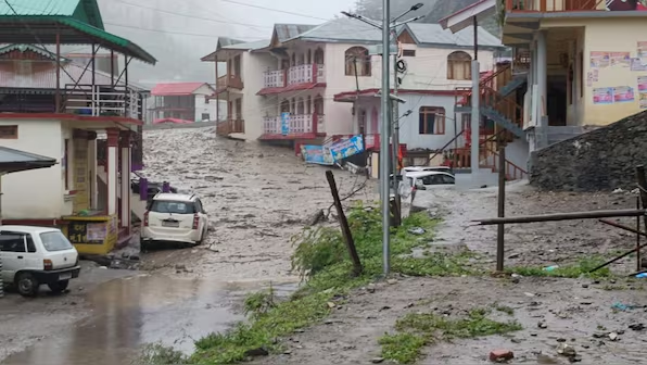 flash floods uttarkashi uttarakhand