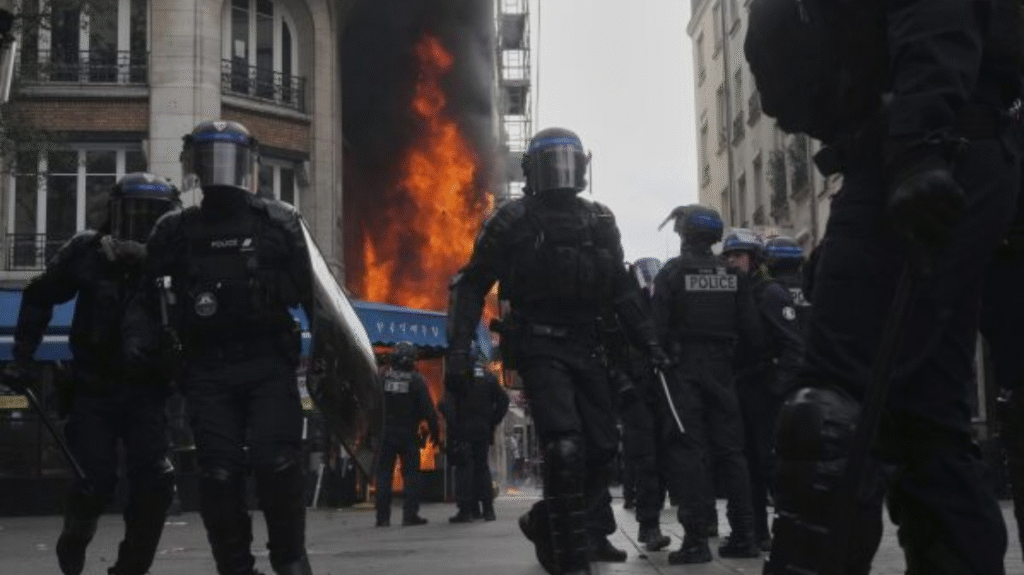 Block Everything protests France Bloquons Tout movement